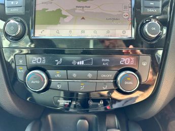 NISSAN QASHQAI 1.3 Qashqai N-Connecta DiG-T Semi-Auto 5dr