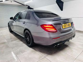 Mercedes-Benz E-CLASS 2.0 E 220 D AMG Line Auto 4dr