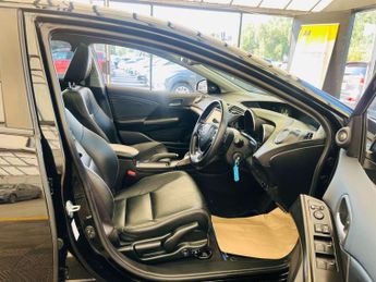 HONDA CIVIC 1.8 Civic i-VTec SR Auto 5dr