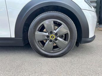 MINI HATCH Cooper S Electric Level 1 3dr