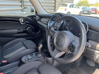 MINI HATCH Cooper S Electric Level 1 3dr