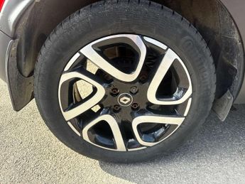 RENAULT CAPTUR 1.5 Captur Iconic dCi Auto 5dr