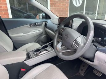 HYUNDAI KONA Kona Premium SE EV 5dr