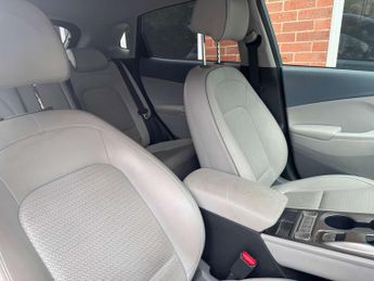 HYUNDAI KONA Kona Premium SE EV 5dr