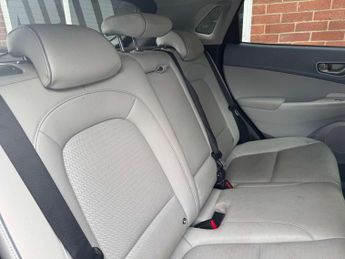 HYUNDAI KONA Kona Premium SE EV 5dr
