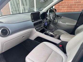 HYUNDAI KONA Kona Premium SE EV 5dr