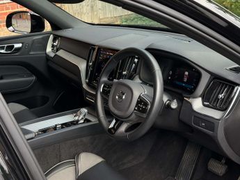 VOLVO XC60 2.0 XC60 + B4 MHEV Auto 5dr