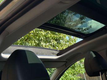 HYUNDAI TUCSON 1.6 Tucson Ultimate TGDi HEV Auto 5dr