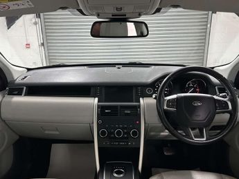 Land Rover DISCOVERY SPORT 2.0 Discovery Sport HSE TD4 Auto 4WD 5dr