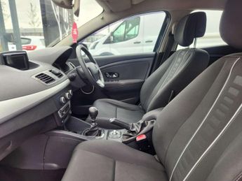 RENAULT MEGANE 1.6 Megane Dynamique TomTom VVT 5dr