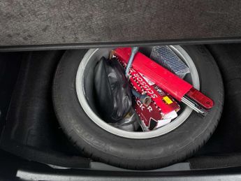 KIA VENGA 1.6 Venga 2 Auto 5dr
