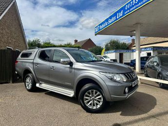 Mitsubishi L200 2.4 L200 Warrior DI-D Auto 4WD