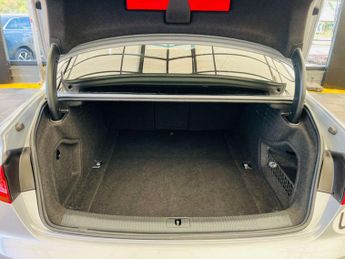 AUDI A4 2.0 A4 S Line TDI Semi-Auto 4dr