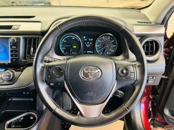 TOYOTA RAV4 2.5 RAV4 Business Edition+ HEV 4x2 CVT 5dr