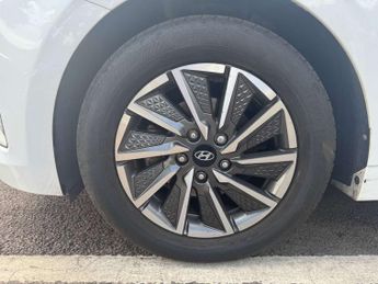 HYUNDAI IONIQ IONIQ Premium BEV 5dr