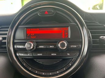 MINI HATCH 1.5 Cooper Auto 5dr