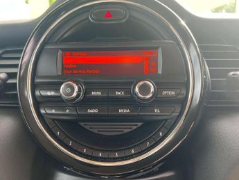 MINI HATCH 1.5 Cooper Auto 5dr