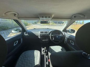 SKODA FABIA 1.4 Fabia 2 TDI 80 5dr