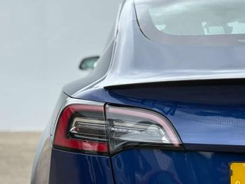 TESLA MODEL 3 ModeL 3 Performance AWD 4WD 4dr