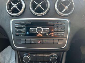 MERCEDES-BENZ A-CLASS 1.8 A180 BlueEfficiency Sport CDi Auto 5dr