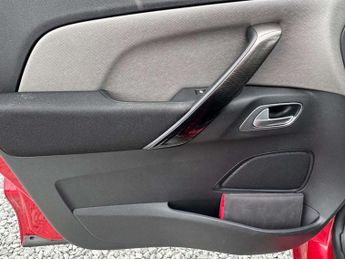 CITROEN C4 PICASSO 1.6 C4 Picasso Exclusive+ e-HDi Semi-Auto 5dr