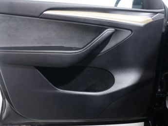 TESLA MODEL Y ModeL Y Long Range AWD 4WD 5dr