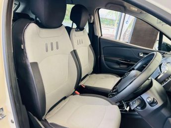 RENAULT CAPTUR 1.2 Captur Dynamique S MediaNav TCe EDC Auto 5dr