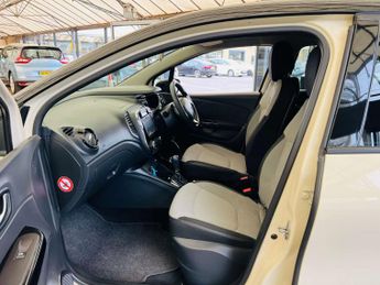 RENAULT CAPTUR 1.2 Captur Dynamique S MediaNav TCe EDC Auto 5dr