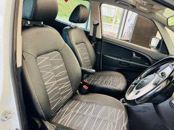 KIA VENGA 1.6 Venga 4 Auto 5dr