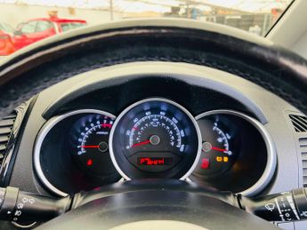 KIA VENGA 1.6 Venga 4 Auto 5dr