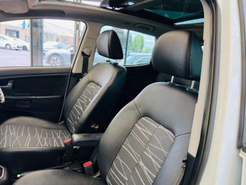 KIA VENGA 1.6 Venga 4 Auto 5dr