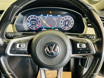 VOLKSWAGEN ARTEON 1.5 Arteon R-Line TSi Evo Semi-Auto 5dr