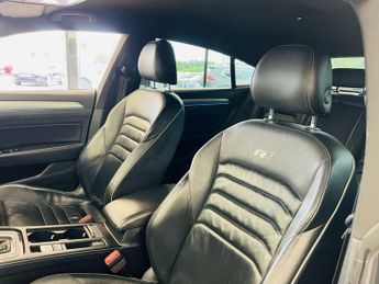 VOLKSWAGEN ARTEON 1.5 Arteon R-Line TSi Evo Semi-Auto 5dr