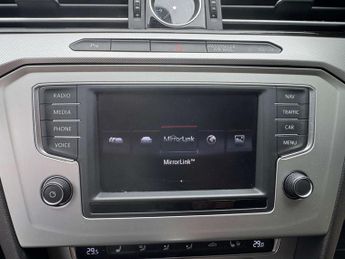 Volkswagen PASSAT 1.6 Passat SE Business TDI BlueMotion Technology Semi-Auto 4dr