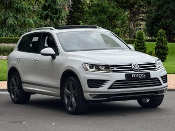 Volkswagen Touareg 3.0 Touareg V6 R-Line+ TDI BlueMotion Technology Auto 4WD 5dr