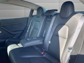 TESLA MODEL 3 Model 3 Long Range AWD 4WD 4dr EV