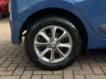 HYUNDAI I10 1.2 i10 Premium Auto 5dr