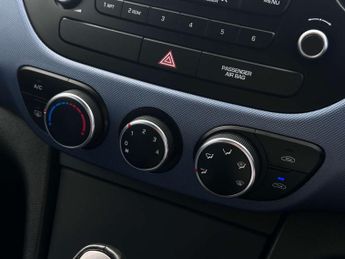 HYUNDAI I10 1.2 i10 Premium Auto 5dr