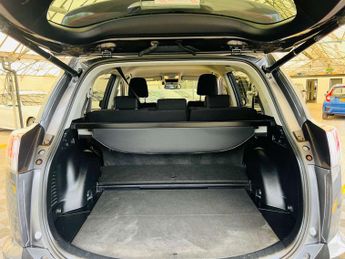 TOYOTA RAV4 2.5 RAV4 Business Edition+ HEV TSS 4x2 CVT 5dr