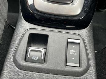 VAUXHALL CORSA Corsa E SE Nav 5dr