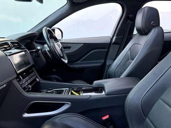 Jaguar F-PACE 2.0 F-PACE Chequered Flag AWD D Auto 4WD 5dr