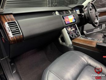 Land Rover Range Rover 3.0 TD V6 Autobiography SUV 5dr Diesel Auto 4WD Euro 6 (s/s) (25