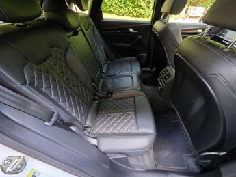 AUDI Q5 2.0 Q5 PHEV Vorsprung 50 TFSI E Quattro Semi-Auto 4WD 5dr