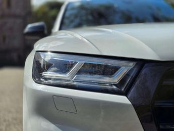 AUDI Q5 2.0 Q5 PHEV Vorsprung 50 TFSI E Quattro Semi-Auto 4WD 5dr