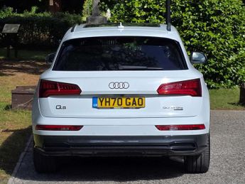 AUDI Q5 2.0 Q5 PHEV Vorsprung 50 TFSI E Quattro Semi-Auto 4WD 5dr