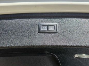 AUDI Q5 2.0 Q5 PHEV Vorsprung 50 TFSI E Quattro Semi-Auto 4WD 5dr