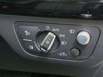 AUDI Q5 2.0 Q5 PHEV Vorsprung 50 TFSI E Quattro Semi-Auto 4WD 5dr