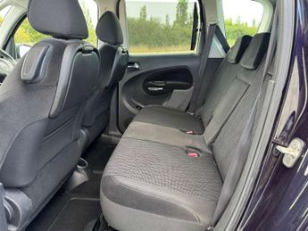 CITROEN C3 PICASSO 1.6 C3 Picasso Exclusive Semi-Auto 5dr