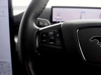 FORD MUSTANG MACH-E Mustang Mach-E Extended-Range RWD 5dr