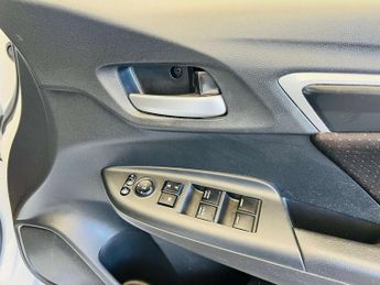 HONDA JAZZ 1.3 Jazz EX i-VTec CVT 5dr